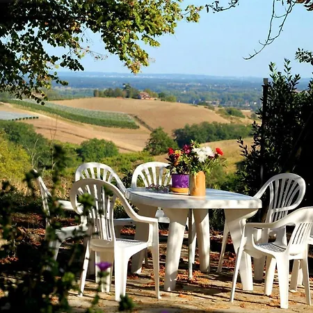 בית נופש Maison Familiale Avec Piscine Partagee A Moissac, Jardin